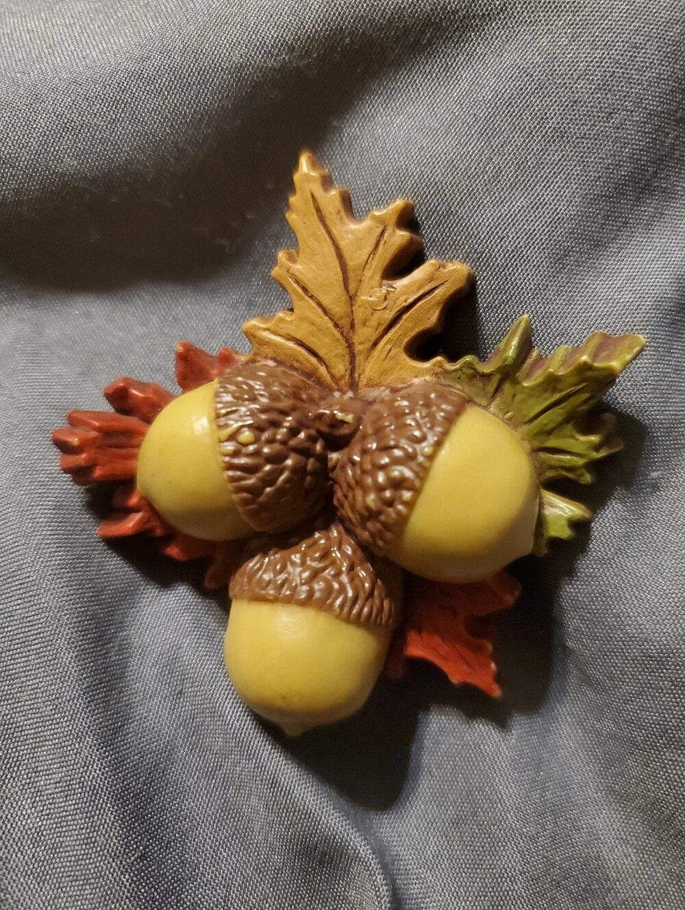Vintage Hallmark holiday themed 3 piece plastic lapel pins